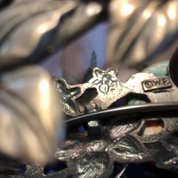 Partylite - Three Votive Candle Holder with Votives, candles, jewels and fairies - Picture 9 of 10